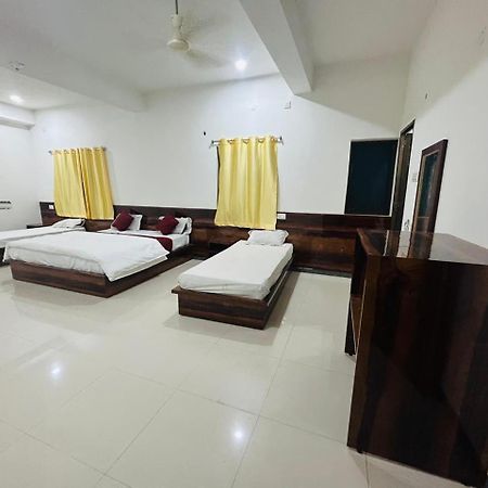 Hotel Maurya Vihar Bodhgaya Bagian luar foto