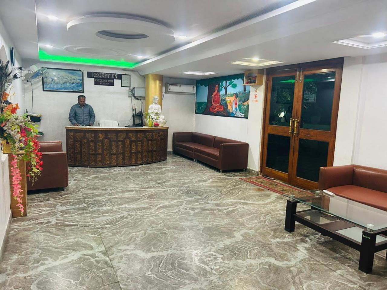 Hotel Maurya Vihar Bodhgaya Bagian luar foto